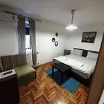 Hotel Napsugar Panzio 2*