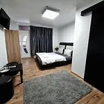 Hotel Napsugar Panzio Nyírbátor