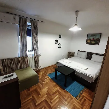 Otel Napsugar Panzio 2*