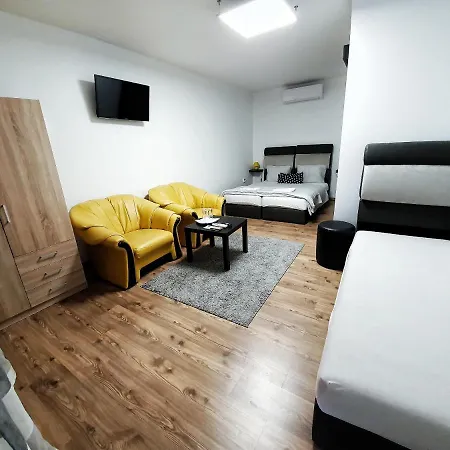 Otel Napsugar Panzio 2*