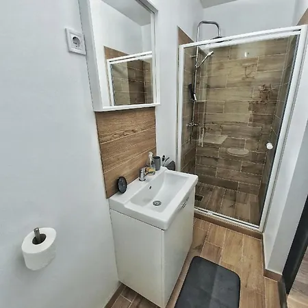 Napsugar Panzio 2*