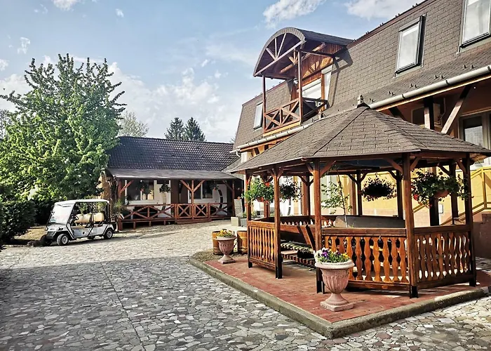 Napsugar Panzio Szálloda Nyírbátor